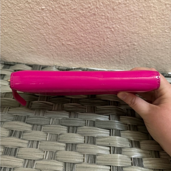 Kate Spade New York Pink Patent Leather Zip Around Wallet - Picture 16 of 16